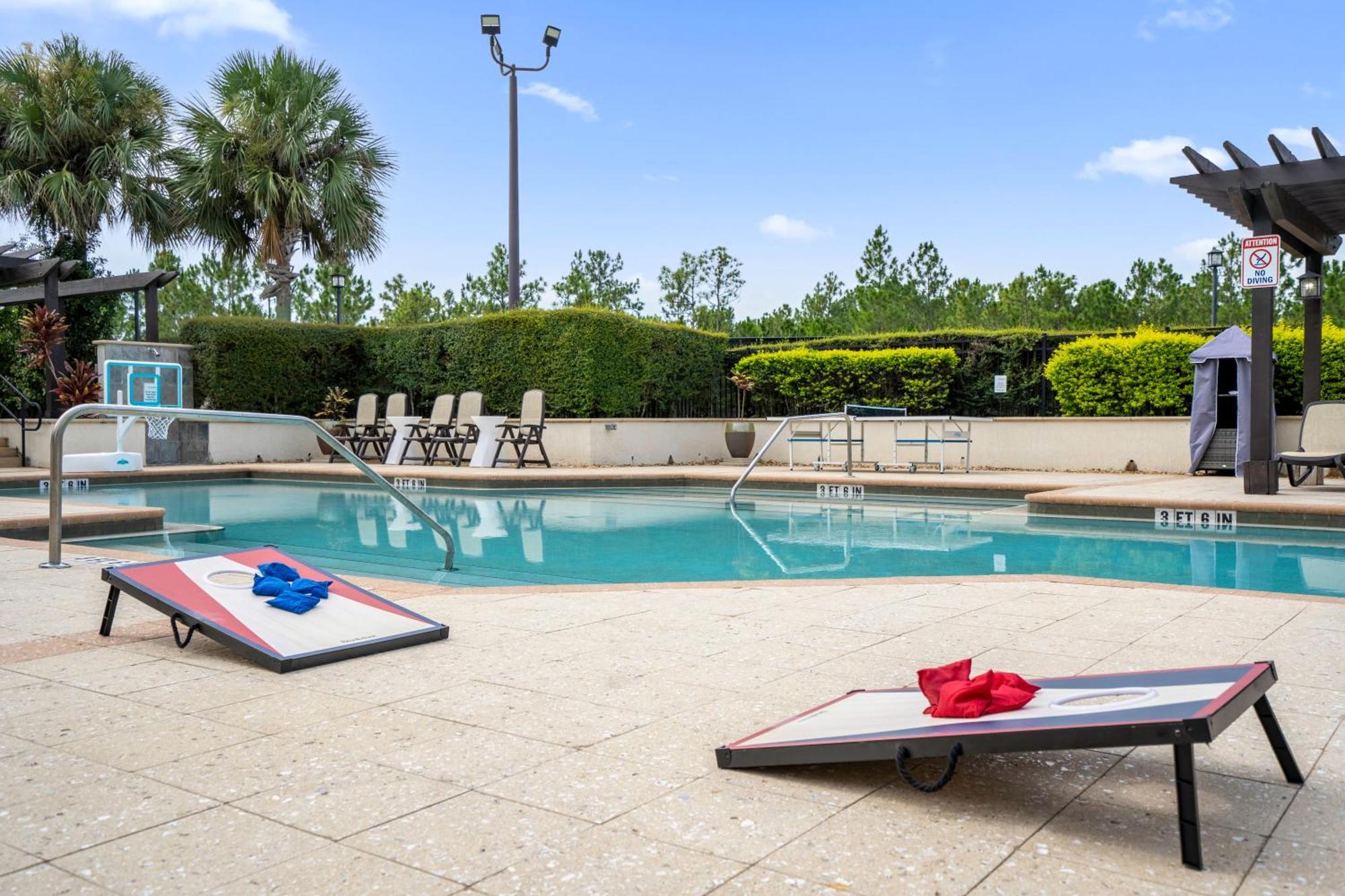 Holiday home 4br Family Townhouse In - With Pool, Gym, Games, & Jacuzzi